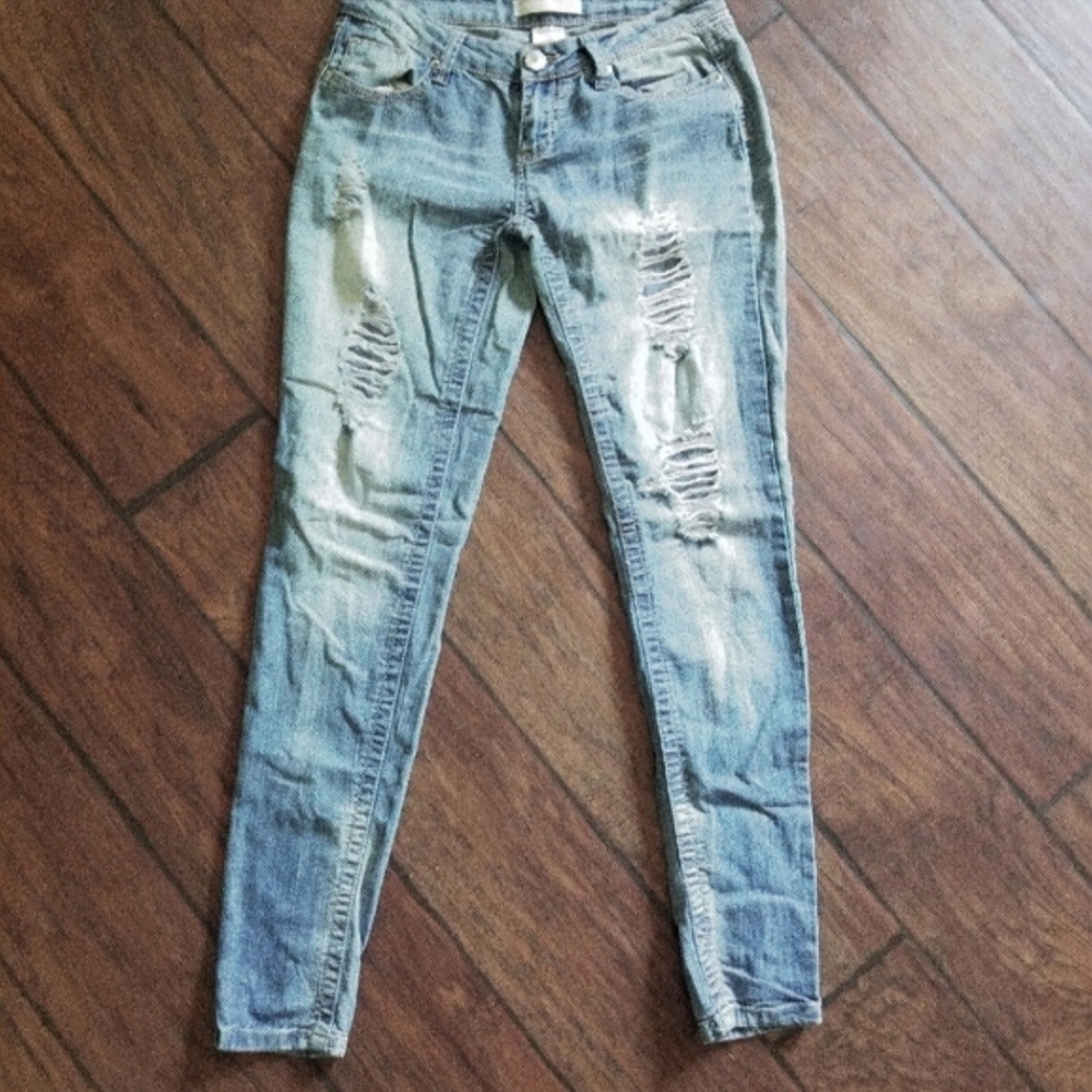 No Boundaries Light Blue Distressed Skinny Jeans